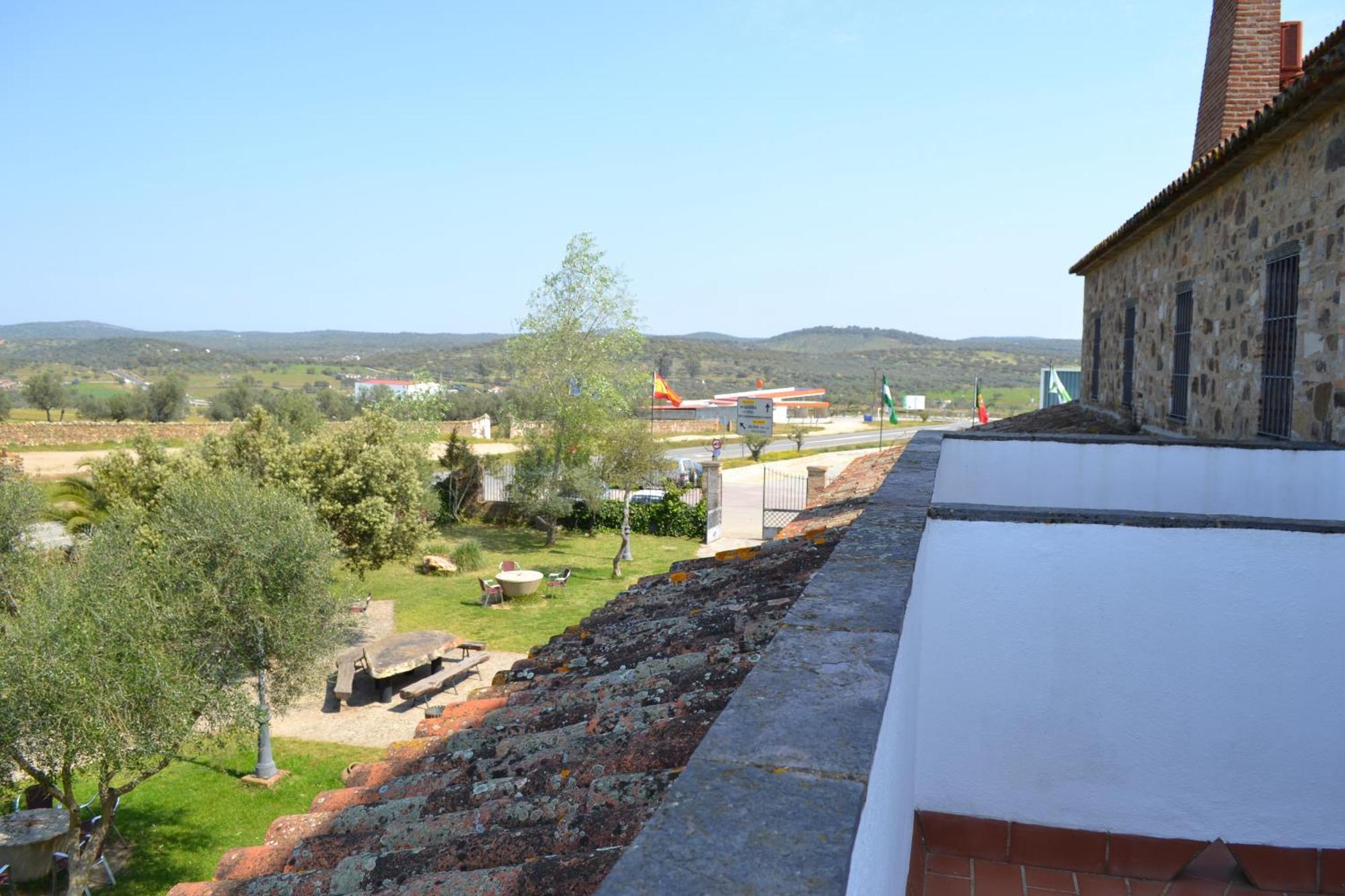 Rincon Del Abade Otel Encinasola Oda fotoğraf